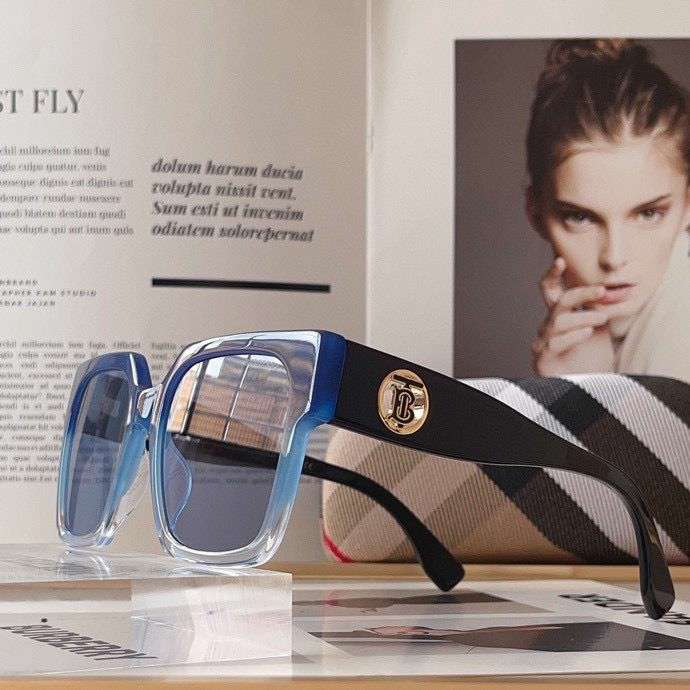 Picture of Burberry Sunglasses _SKUfw47371281fw